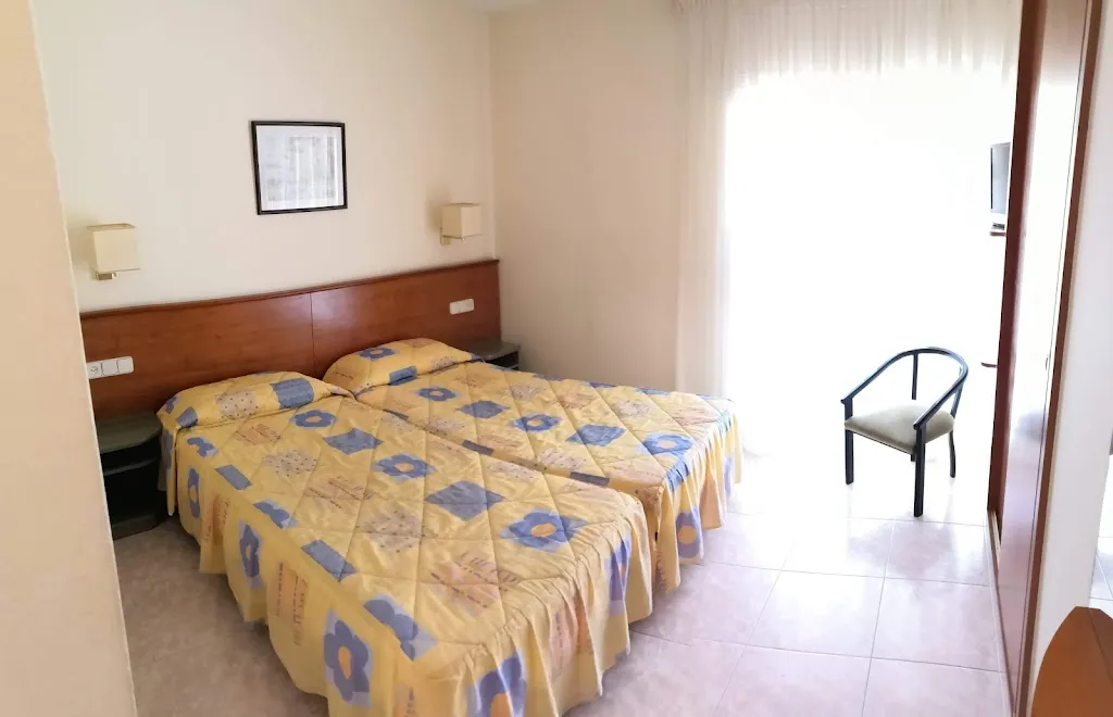 Fonda Finet. Restaurant, Allotjament i Apartaments_Sant Feliu de Pallerols_slider_image_3