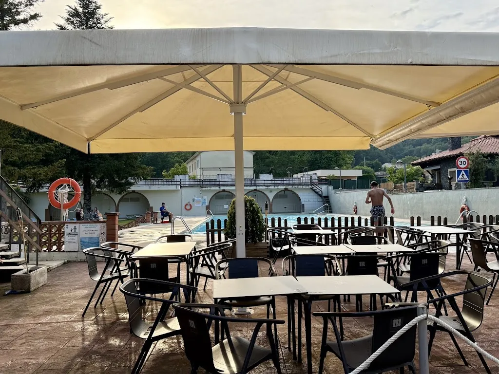 Bar la ponderosa_Sant Feliu de Pallerols_slider_image_1