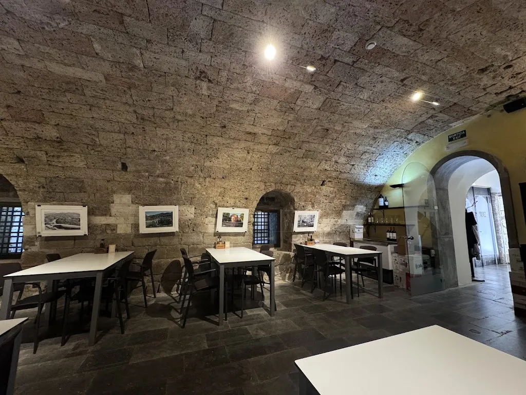 Artūrs Igaveņš_Cafè de l'Abadia_Sant Joan de les Abadesses_review