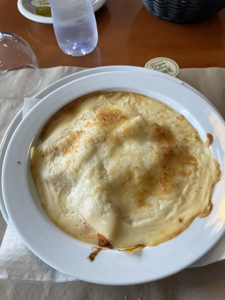 Dele Ali_Les Escoles_Sant Joan les Fonts_recensione