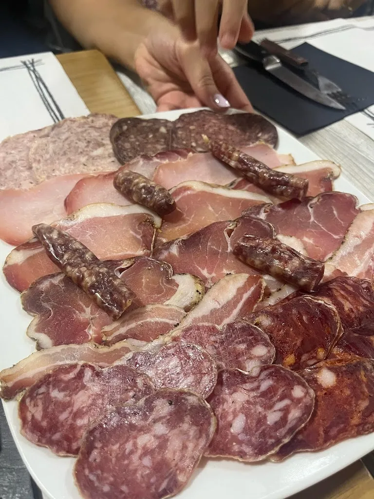 Gloria Y sus locuras_Bar Restaurant La Terrassa D’en Quel_Sant Gregori_review