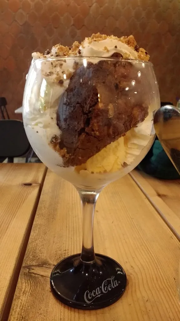 Carl Campbell_L'Exquisit Factory_Sant Gregori_review