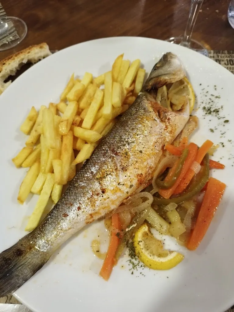 maria tirvio_Bar - Restaurant La Nau_Sant Pau de Segúries_avis