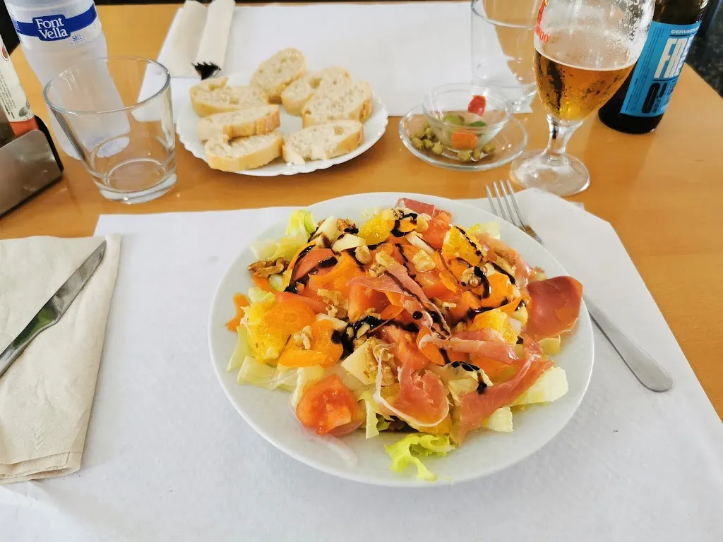 JUAN ANTONIO MARTIN OSUNA_Ca la Fina_Sant Hilari Sacalm_review