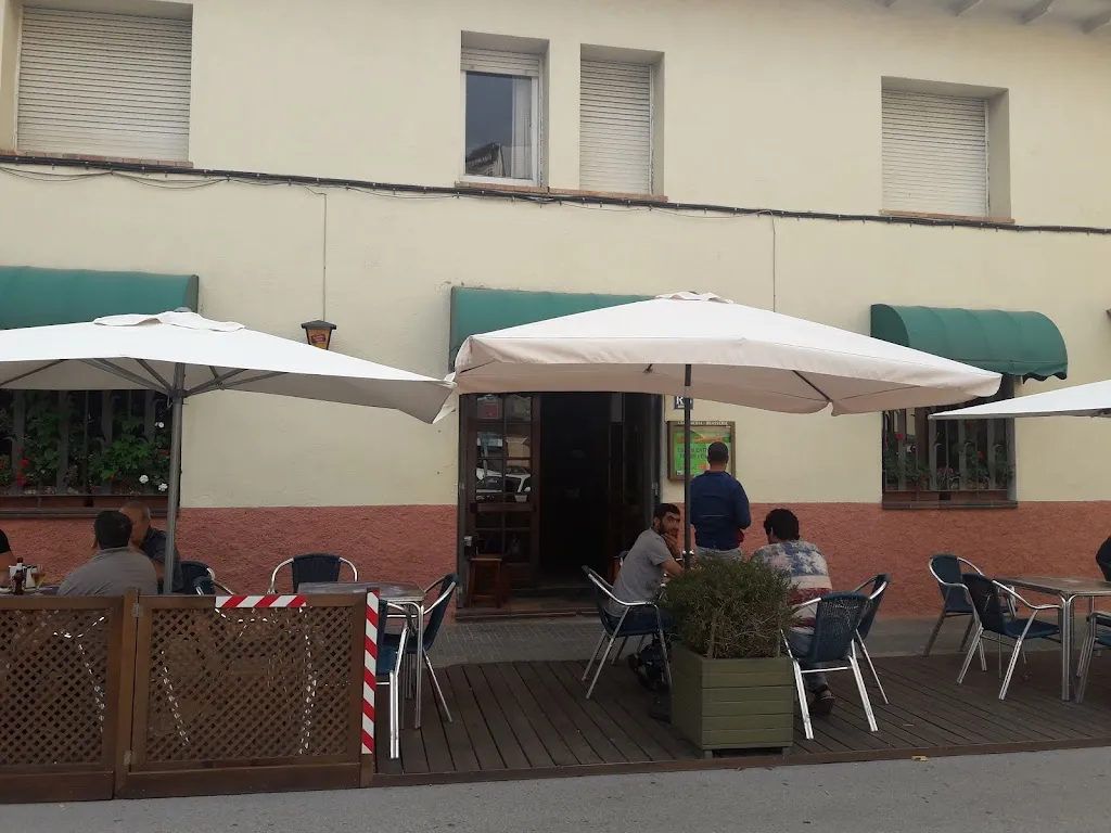 Bar Chapete_Sant Hilari Sacalm_slider_image_1