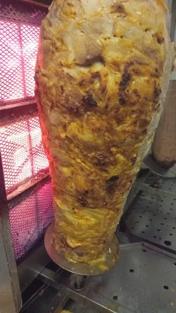 Menu_Hussain Pizzeria Kebab rario. 11.00 am y. 12.00 pm_Sant Hilari Sacalm_image_8