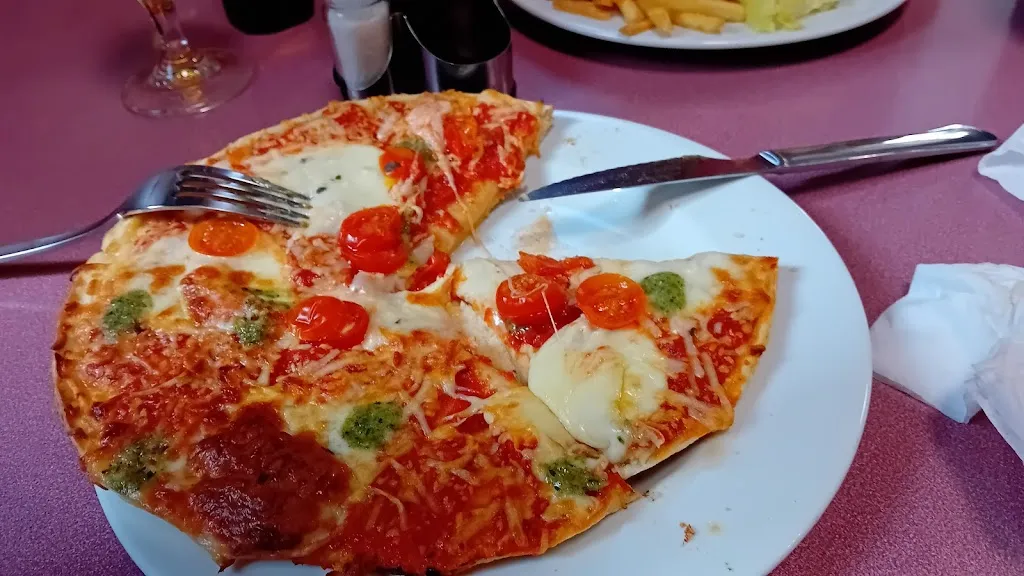 Bar club_Sant Hilari Sacalm_slider_image_3