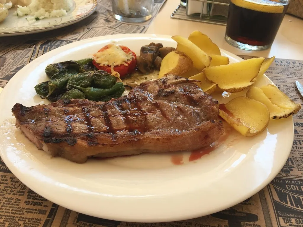 Bar Cafeteria Moragues_Sant Hilari Sacalm_slider_image_2