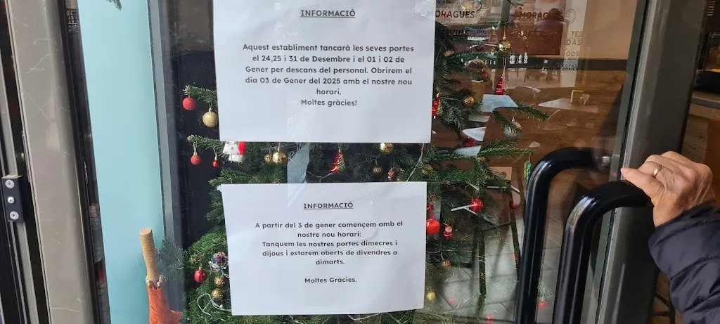 Bar Cafeteria Moragues_Sant Hilari Sacalm_slider_image_3