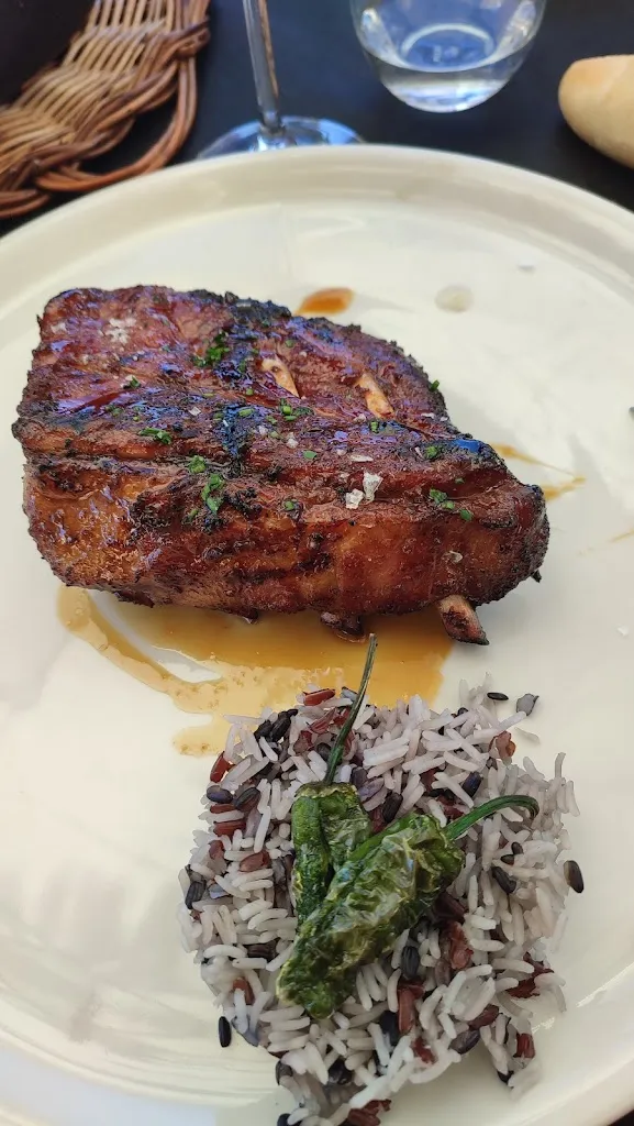 Francis Dumonde_Bar Restaurant Montseny_Sant Miquel de Fluvià_avis