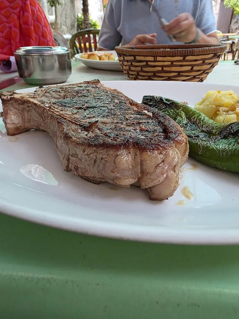 nick_Restaurant El Ratpenat_Sant Pere Pescador_review