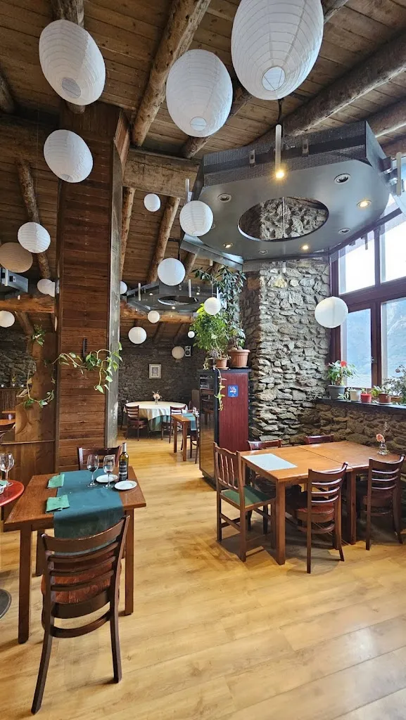 RESTAURANT BORDA DE LES PUBILLES_Sant Julià del Llor i Bonmatí_slider_image_1