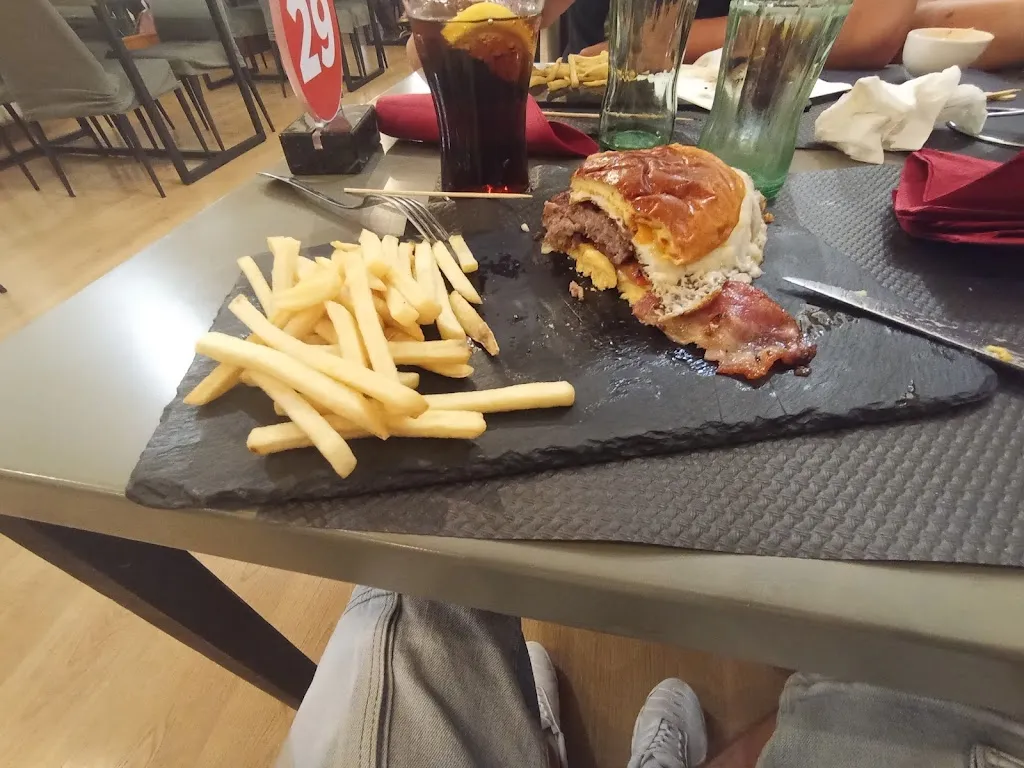 Pau Galvez Lopez_Restaurant Club Tennis Figueres_Santa Llogaia dÀlguema_review