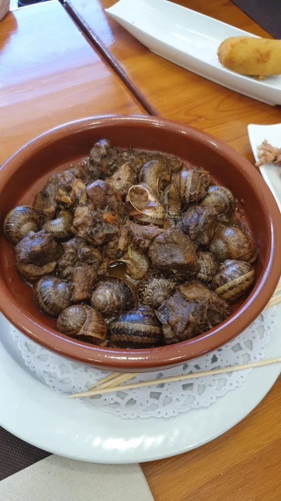 Menu_El Racó de la Vila a Vilajuïga_Santa Llogaia dÀlguema_immagine_9