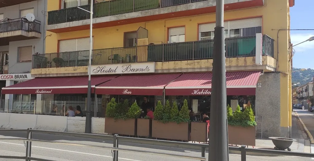 Hostal Barnes restaurant in Santa Cristina dAro