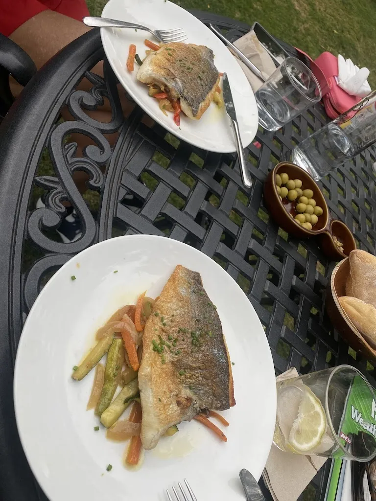 Nuria Morral Castellví_Costa Brava Restaurant & cafè_Santa Cristina dAro_review