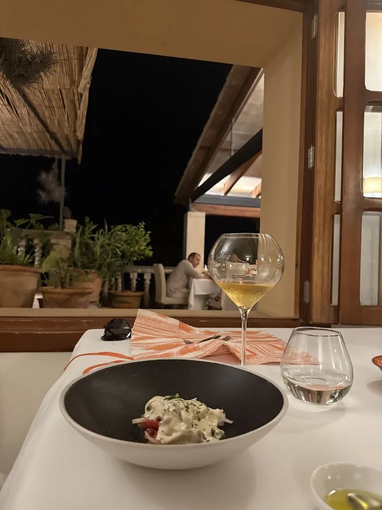 Karina Khristich_Miceli_Selva de Mar La_review