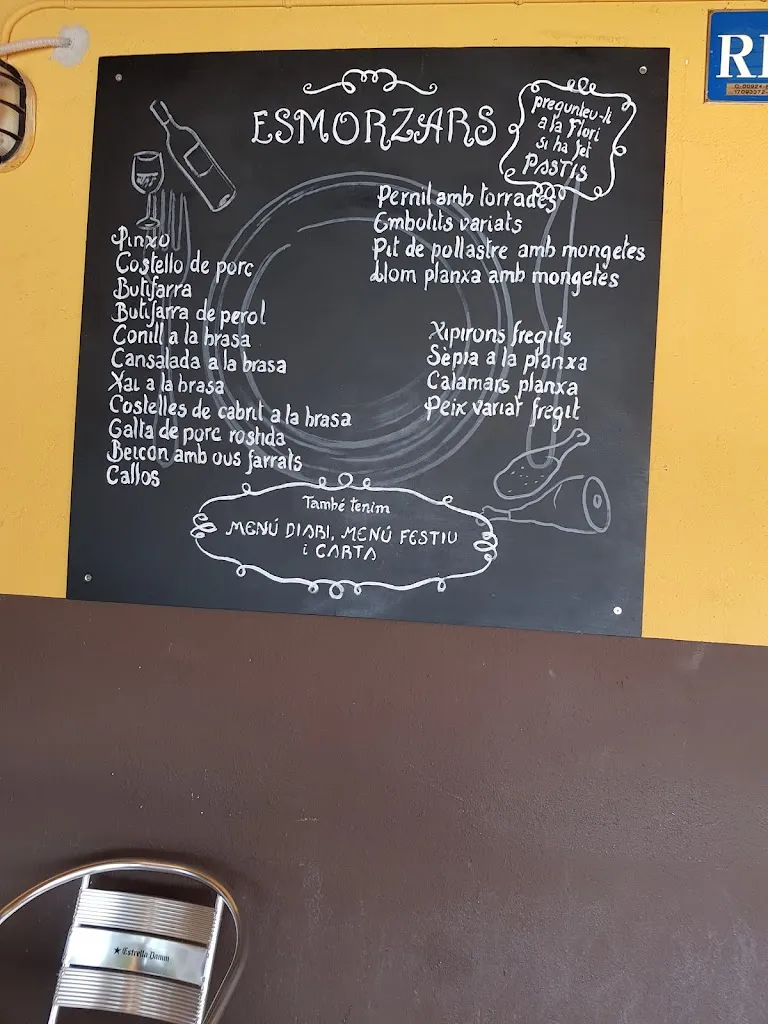 Menu_Bar-Restaurant Tramuntana_Saus  Camallera i Llampaies_image_3