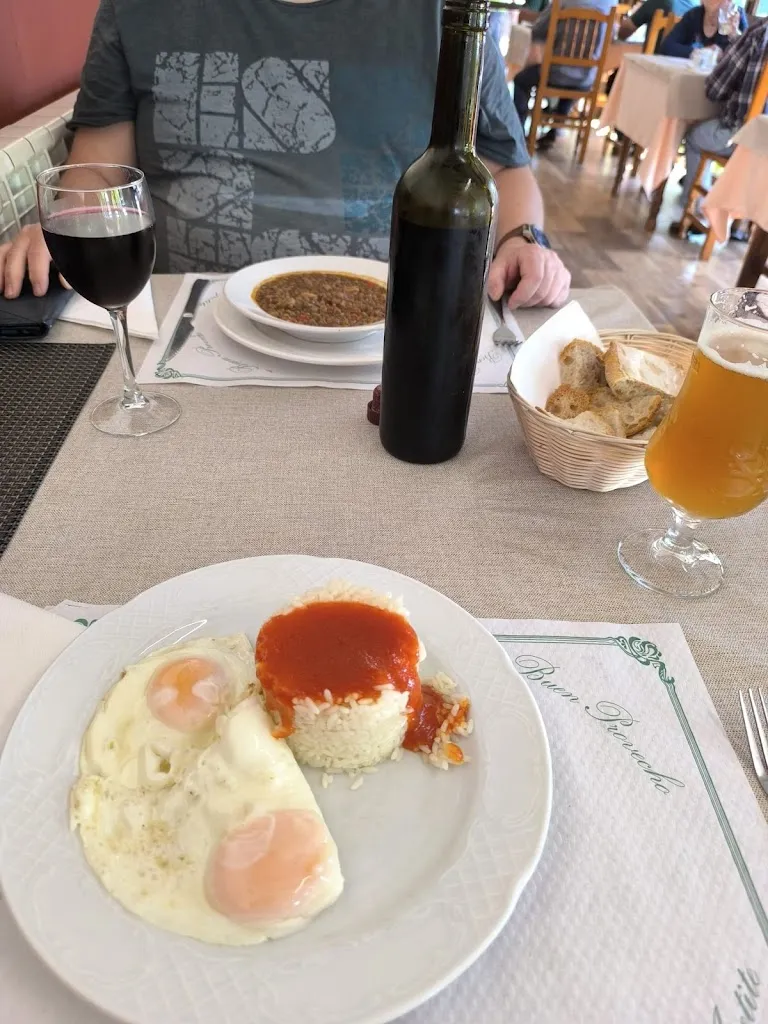 Matthias Stang_Bar-Restaurant Tramuntana_Saus  Camallera i Llampaies_review