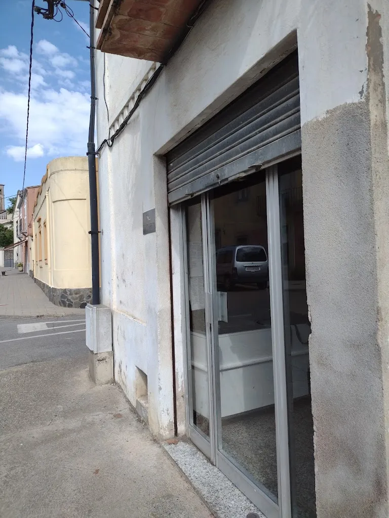 Negit_Cal Pastor Carnisseria_Saus  Camallera i Llampaies_recensione