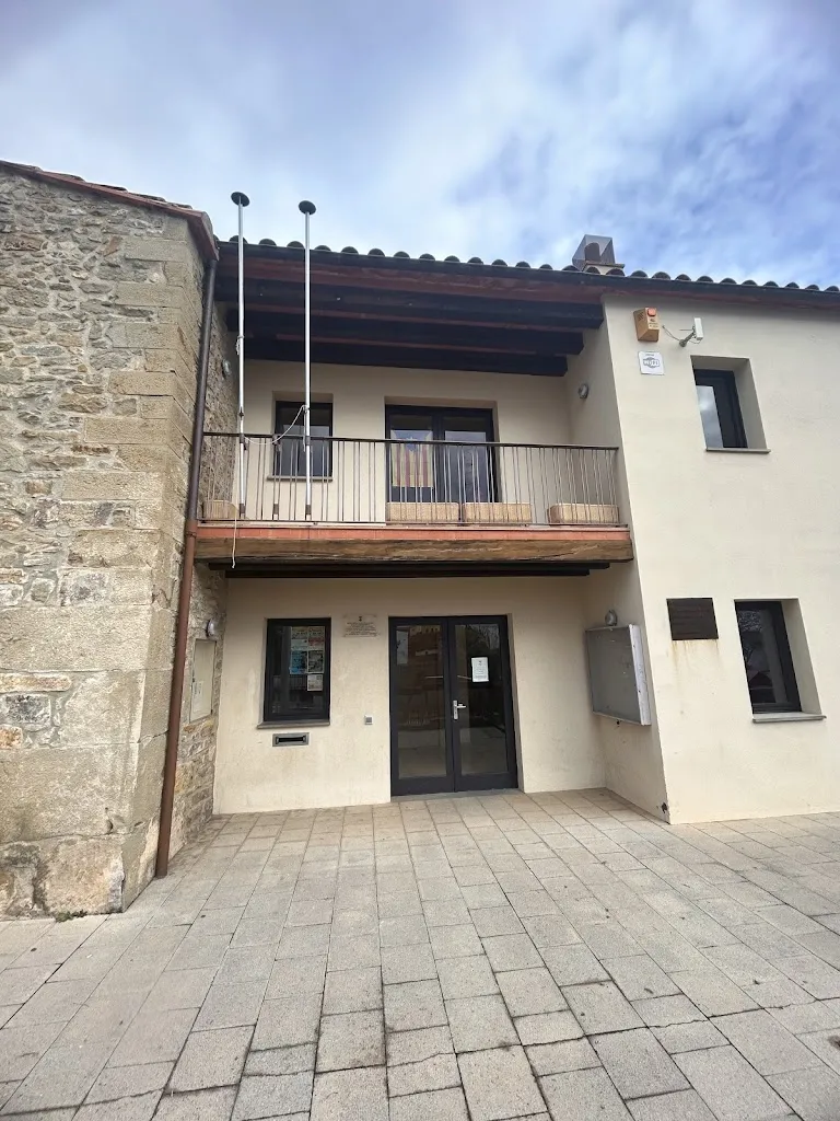 Ajuntament de Saus-Camallera_Saus  Camallera i Llampaies_slider_image_3