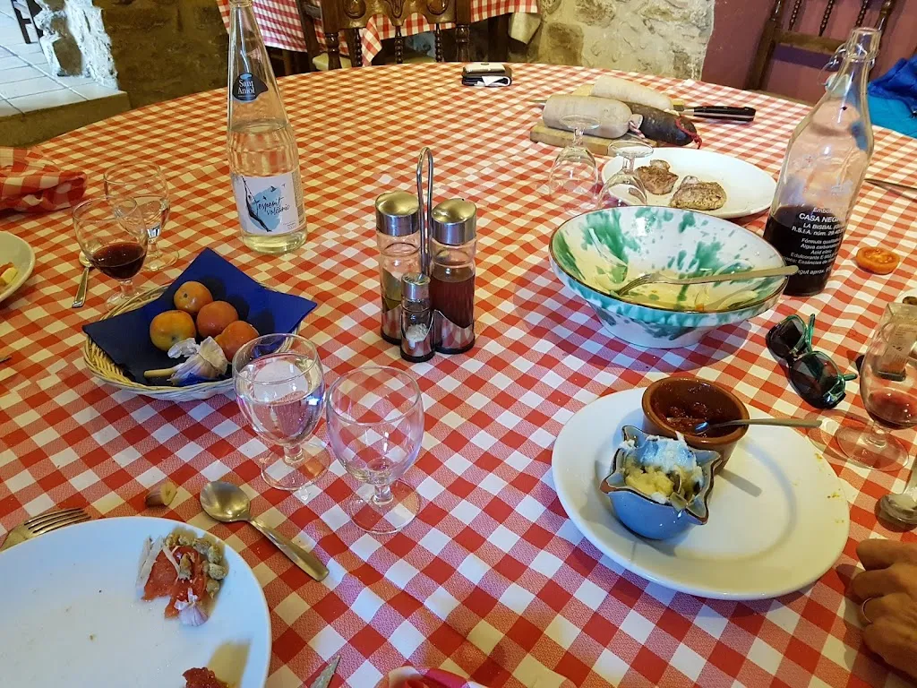 Julius Klein_Restaurante Can Casadellà_Serra de Daró_review