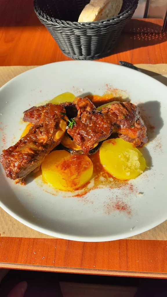 Alexander Vasilenko_La Bodegueta_Santa Coloma de Farners_review