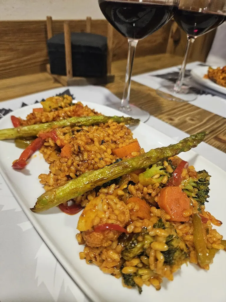 andrew mcgarvey_Exquisit2.0_Santa Coloma de Farners_review