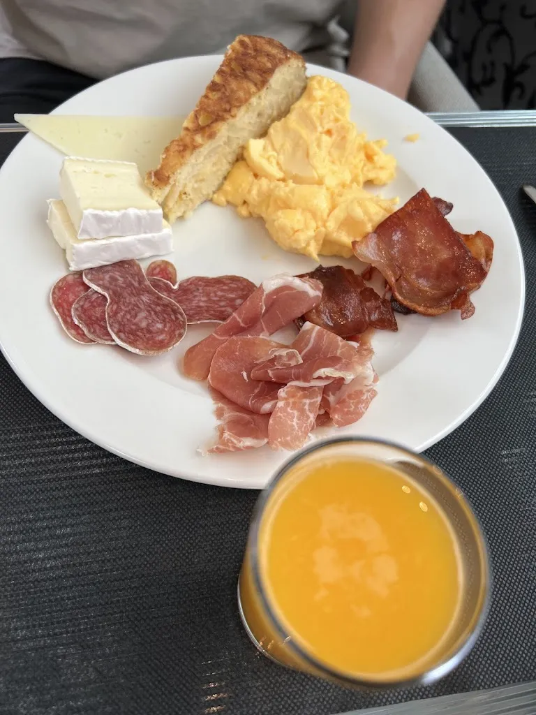 Menu_Restaurant Lotus Blau_Santa Coloma de Farners_image_3