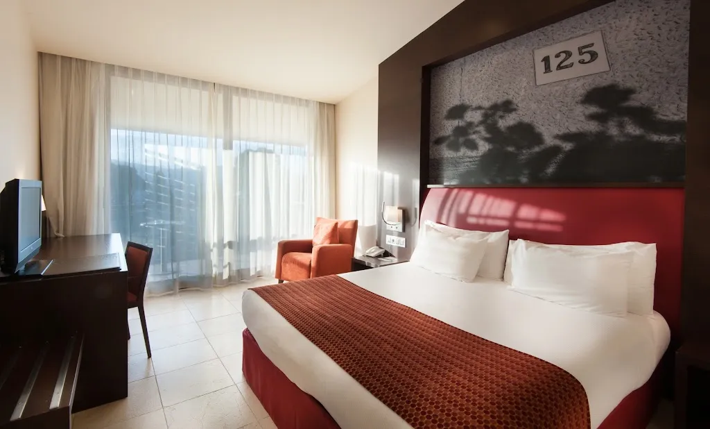 Hotel Mas Solà_Santa Coloma de Farners_slider_image_3