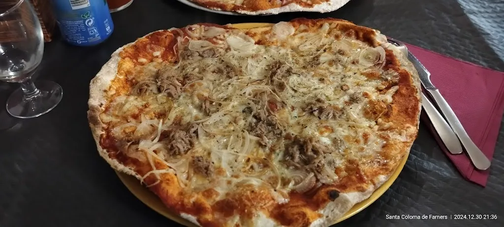 L' ARGOLLA PIZZERIA-HOTEL. Obert cada nit 19:30 h - 23:00 h_Santa Coloma de Farners_slider_image_3
