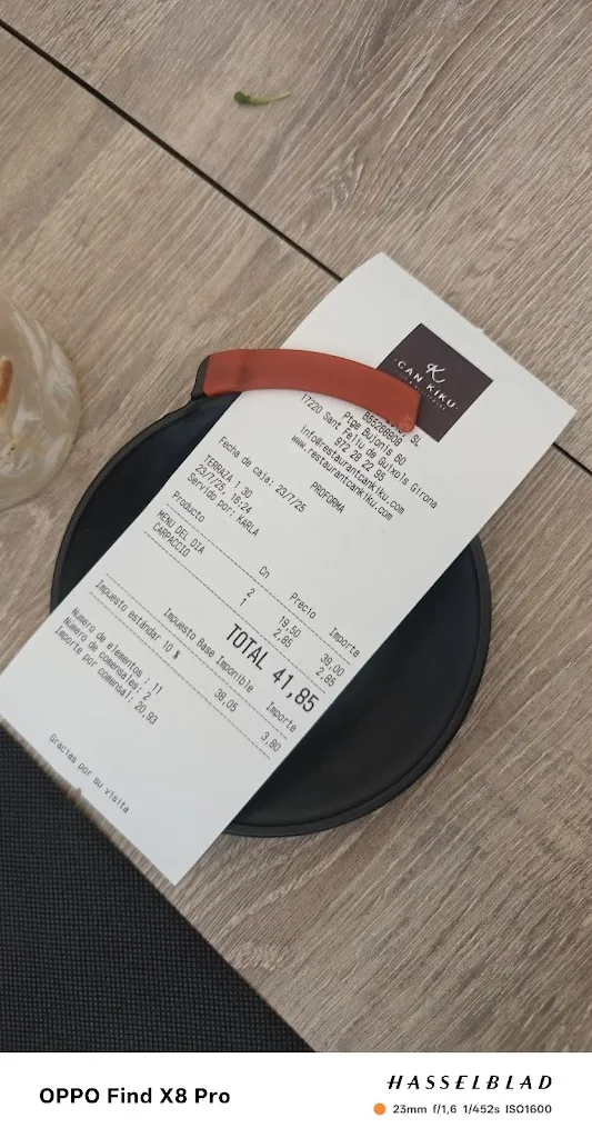 Edson Mesquita_Can Kiku_Sant Feliu de Guíxols_review