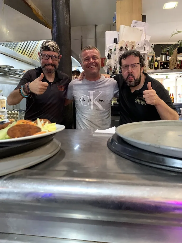 Andrey Power_Cerveseria Hot-Dog_Sant Feliu de Guíxols_review