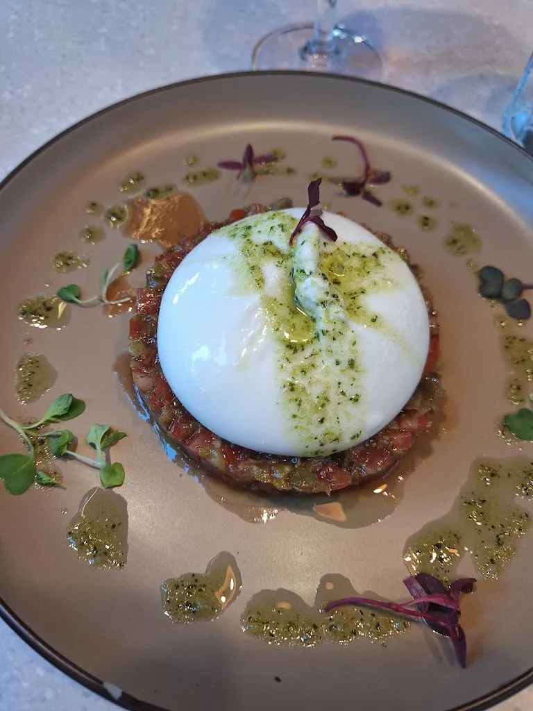 kerstin abele_Malcriat_Sant Feliu de Guíxols_review