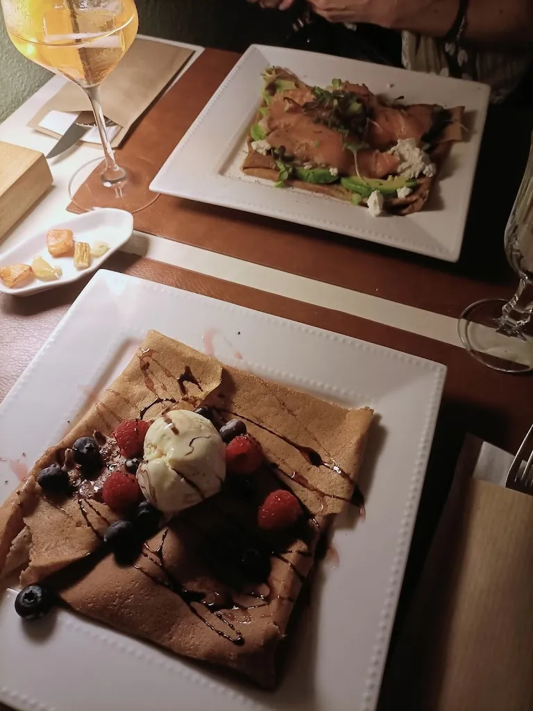 Arina Ruda_La Buganvilia_Sant Feliu de Guíxols_review