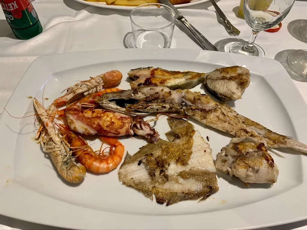 Street Stickers_RESTAURANT VORAMAR S'AGARÓ_Sant Feliu de Guíxols_review