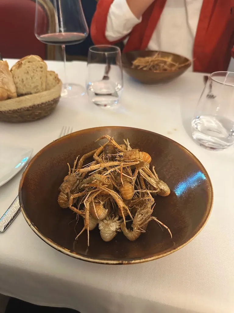 Richard Morley_La Posta_Sant Feliu de Guíxols_review