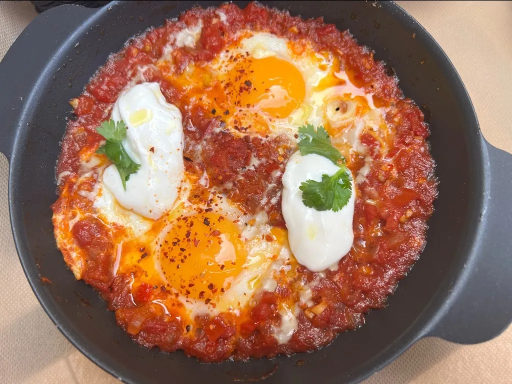 Anastasia Karpeyeva_CIAO BELLA_Sant Feliu de Guíxols_review