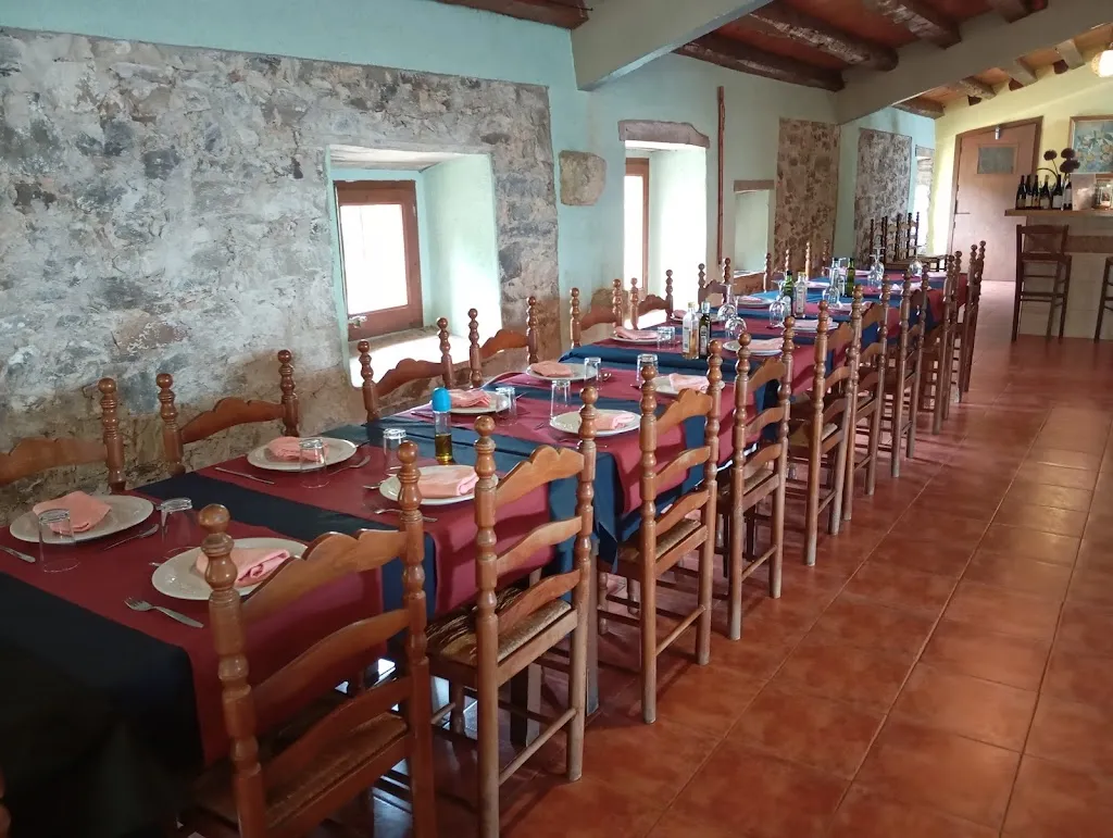 cris costa_Hostal Santuari del Coll_Susqueda_review