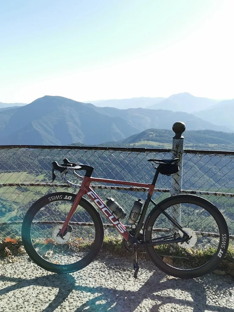 Mick Hoogwerf_Sanctuary of Far_Susqueda_review