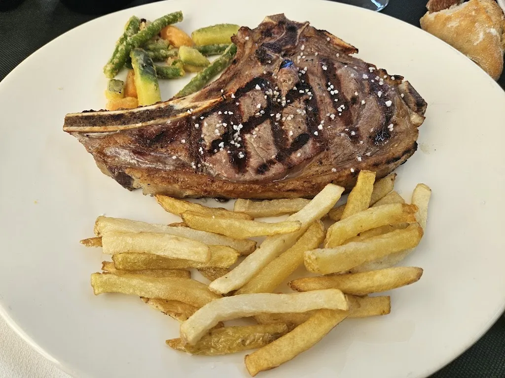 Sanctuary of Far_Susqueda_slider_image_3