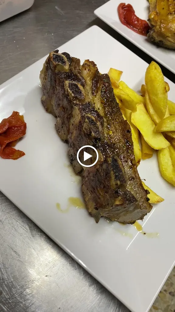 Hostal & Restaurant L´Esquella_Setcases_slider_image_2