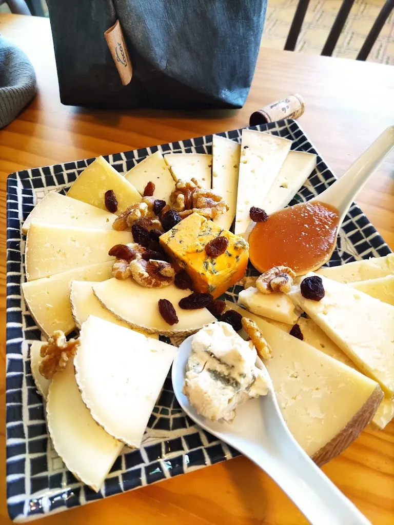 Menu_Restaurant Íntim - Espai Cingles Blaus_Siurana_image_6