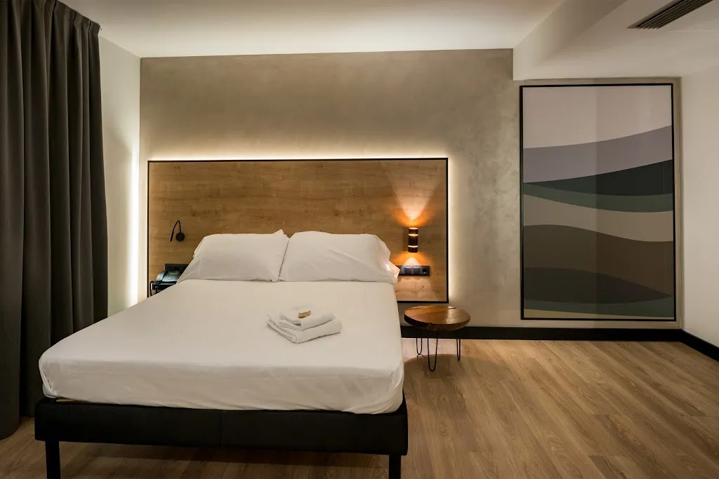 ibis Styles Figueres Ronda_Terrades_slider_image_1