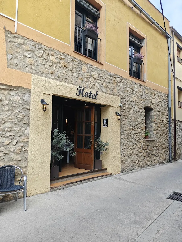 Luc Molton_La Fornal_Terrades_review