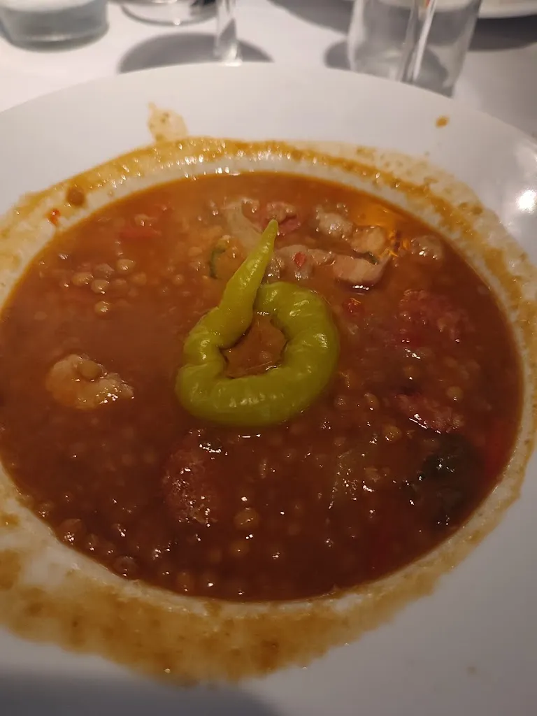 Jack Raifer_Sra. Smith_Torrent_review