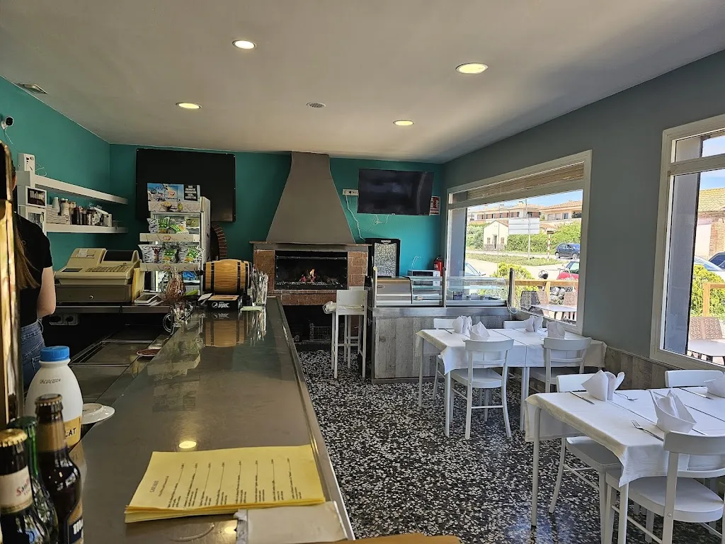 Bar Restaurant Can Salvi restaurant in Ullà