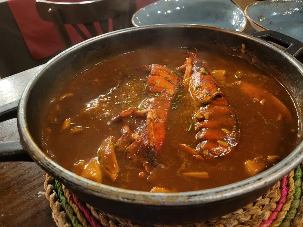 A. W._Restaurant Bar Camelot_Torroella de Fluvià_review