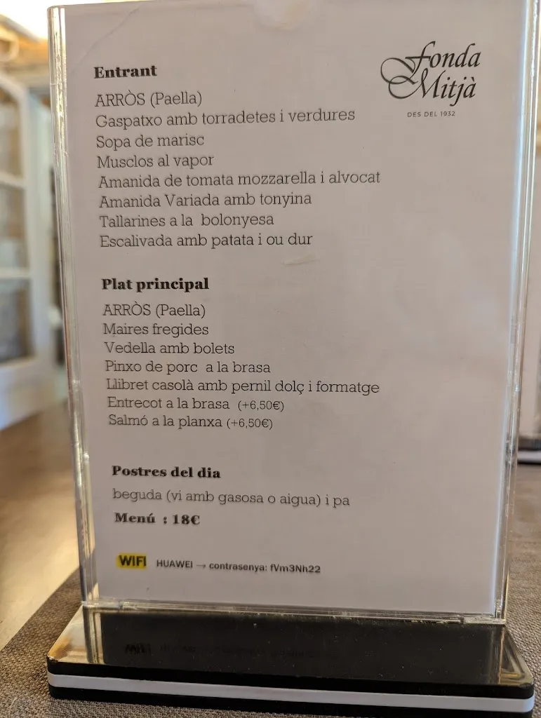 Paul Lavin_Hotel - Restaurant Fonda Mitjà_Torroella de Fluvià_review