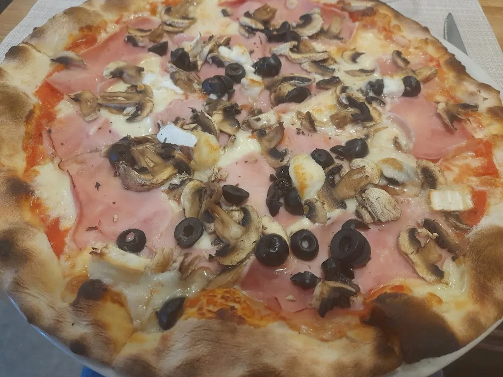 Menü_Pizzeria la Latina_Torroella de Montgrí_Bild_2